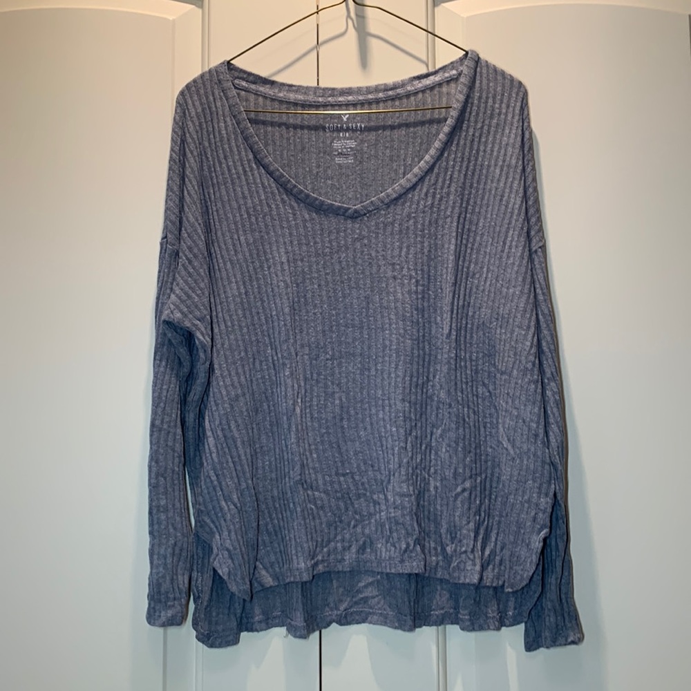 American Eagle long sleeve shirt